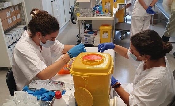 Arranca en cuatro Comunidades Autónomas el estudio piloto de la Cohorte IMPaCT, que analizará en 200 000 personas por qué enferma la población española y cómo prevenirlo Arranca en cuatro Comunidades Autónomas el estudio piloto de la Cohorte IMPaCT, que analizará en 200 000 personas por qué enferma la población española y cómo prevenirlo