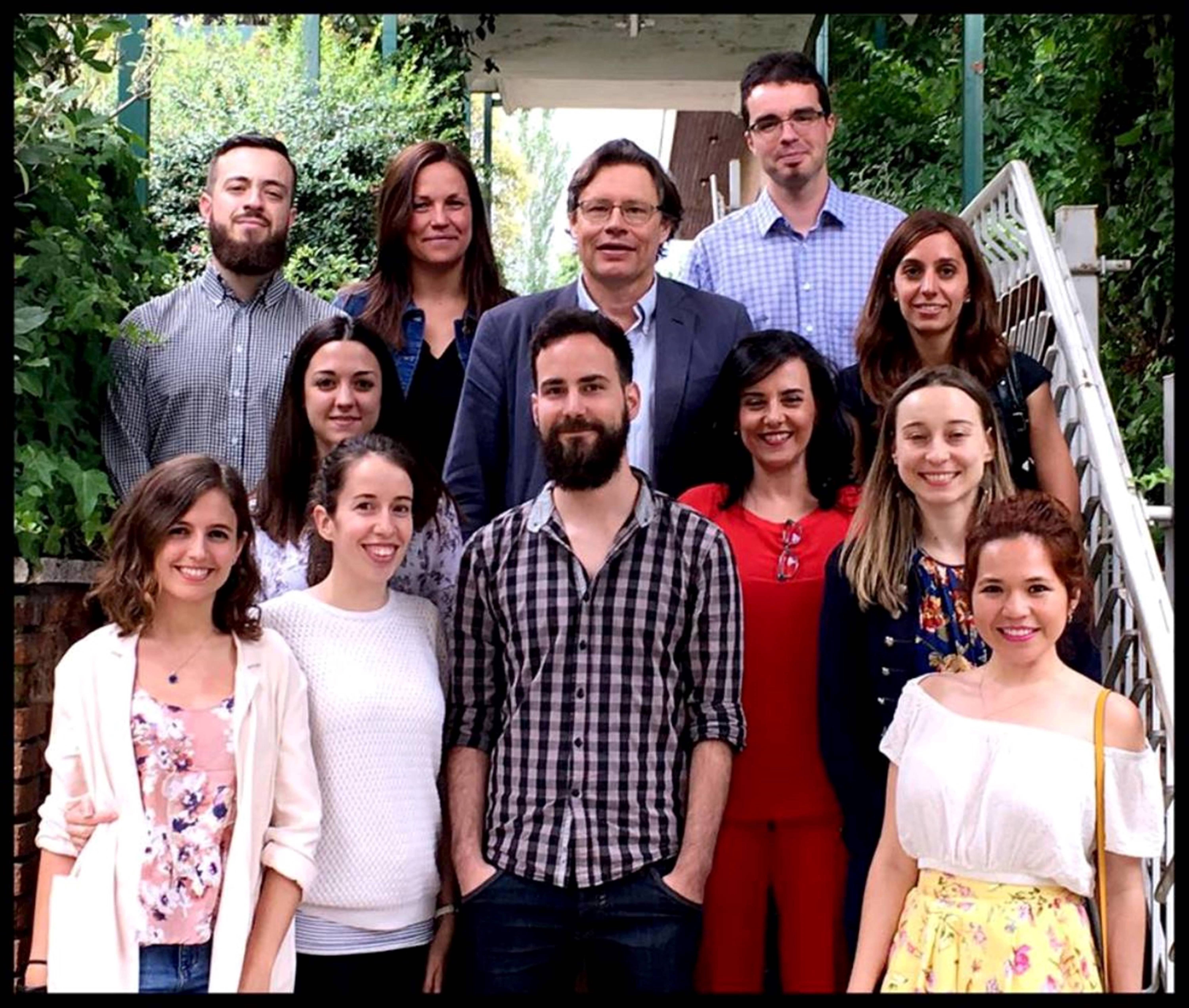 Una intervención psicológica mejora la salud mental del personal sanitario en España durante la pandemia de COVID-19