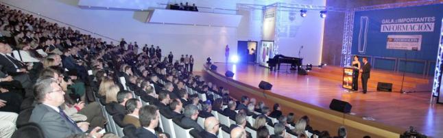 El grupo del CIBER-BBN liderado por Eduardo Fernández galardonado por el diario “Información”