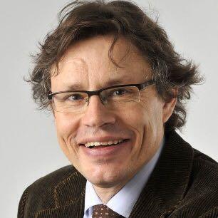 José Luis Ayuso: “Debemos favorecer el alineamiento de las líneas de investigación del CIBERSAM con las líneas prioritarias a nivel europeo para potenciar la participación en consorcios”