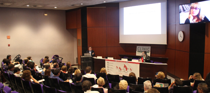 Casi el 80% de los casos de síndrome hemolítico urémico atípico en mujeres embarazadas sobreviene después del parto