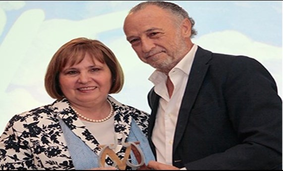 Victoria Villena reconocida por Neumomadrid como la neumóloga del año 2017